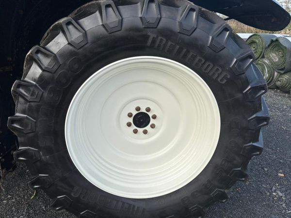 2011 New Holland T6070 Elite 373635901