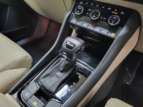 2022 SKODA KODIAQ 2.0TDI 150 DSG AUTO = LEATHER  = 373636173