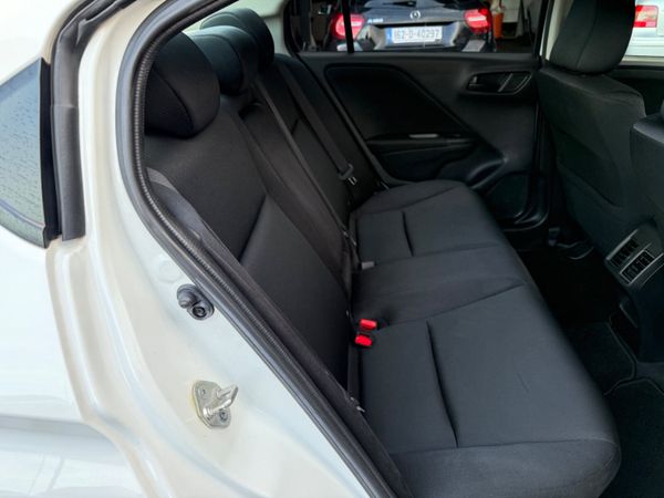 2015 Honda Grace HYBRID Automatic 373638697