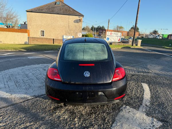 Volkswagen Beetle 2013 Automatic 373644011