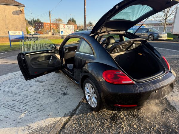 Volkswagen Beetle 2013 Automatic 373644119