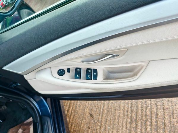 BMW 5-Series 520d SE Auto FSH 373645211
