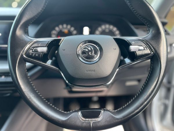 21 Skoda Octavia Est, High Spec/Warranty 373649409