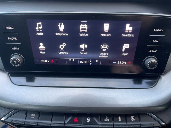 21 Skoda Octavia Est, High Spec/Warranty 373649415