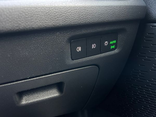 21 Skoda Octavia Est, High Spec/Warranty 373649416