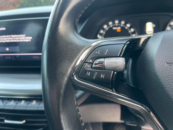 21 Skoda Octavia Est, High Spec/Warranty 373649410