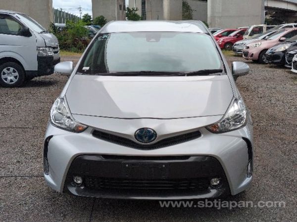Toyota prius ** 2020/4** 7 seater 373641376