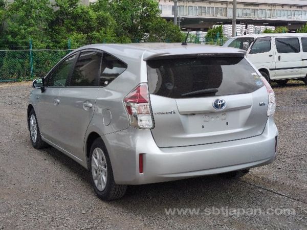 Toyota prius ** 2020/4** 7 seater 373641378