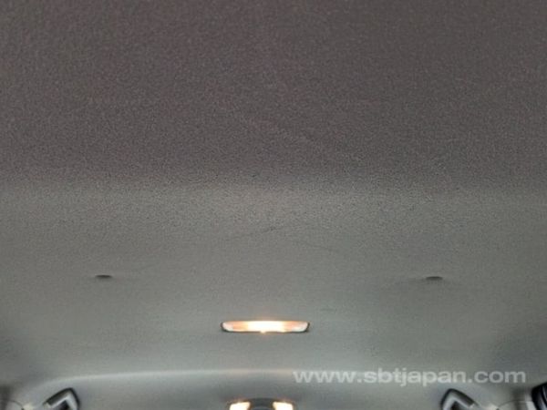 Toyota prius ** 2020/4** 7 seater 373641400