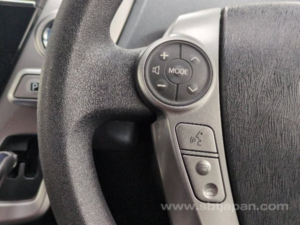 Toyota prius ** 2020/4** 7 seater 373641417