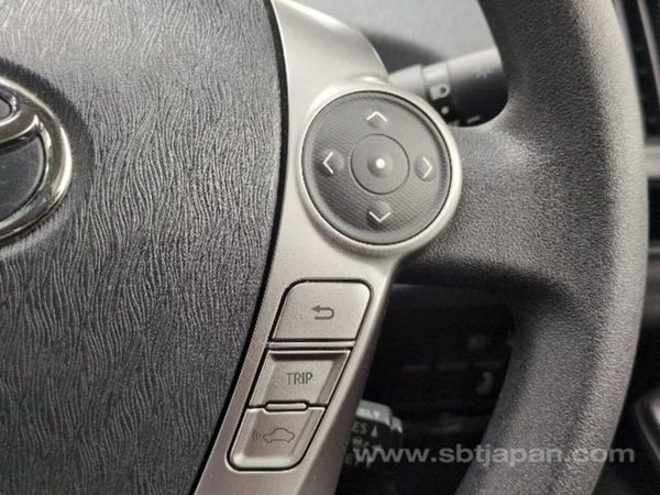 Toyota prius ** 2020/4** 7 seater 373641419