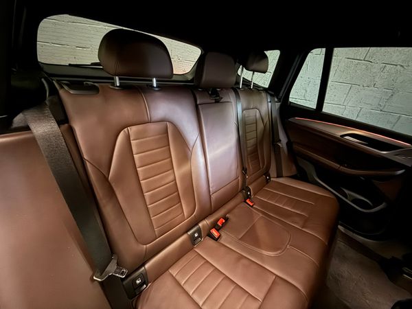 212 BMW X3 X-Drive 30E M-Sport / M Performance 373641609