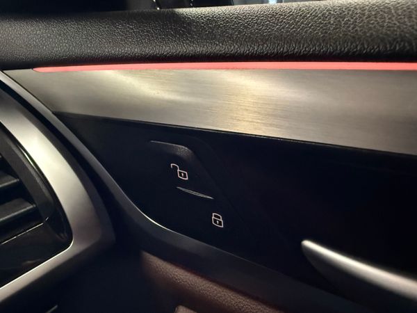 212 BMW X3 X-Drive 30E M-Sport / M Performance 373641627