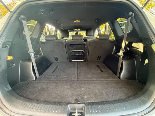 Stunning Kia Carens 7 Seater. 2-year Warranty. 373653900