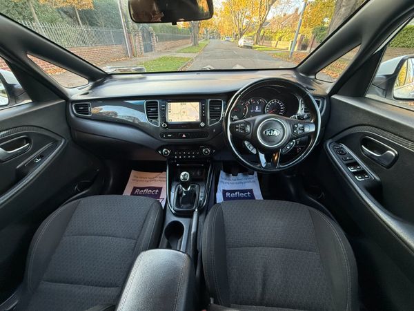 Stunning Kia Carens 7 Seater. 2-year Warranty. 373653997