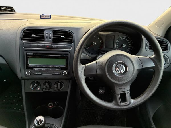 Volkswagen Polo TRENDLINE *NCT 11-26* 373660800