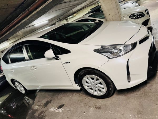 192 (October) Prius Alpha 7 Seater Cruise Control 373679511