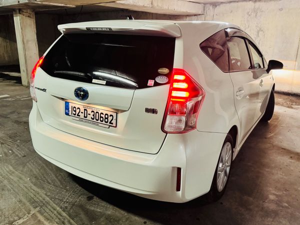 192 (October) Prius Alpha 7 Seater Cruise Control 373673388