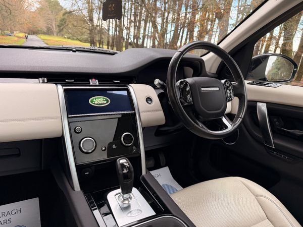 Land Rover Discovery Sport 7 Seater 373692867