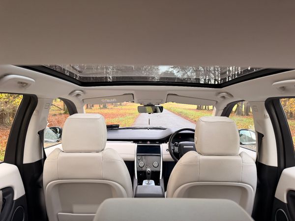 Land Rover Discovery Sport 7 Seater 373692888