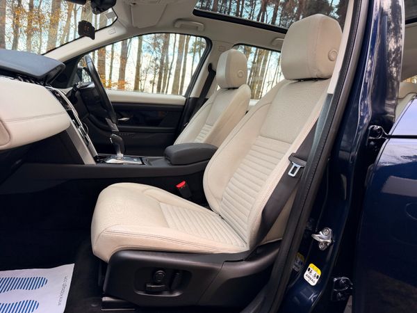 Land Rover Discovery Sport 7 Seater 373692882