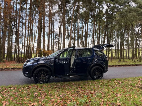 Land Rover Discovery Sport 7 Seater 373692954