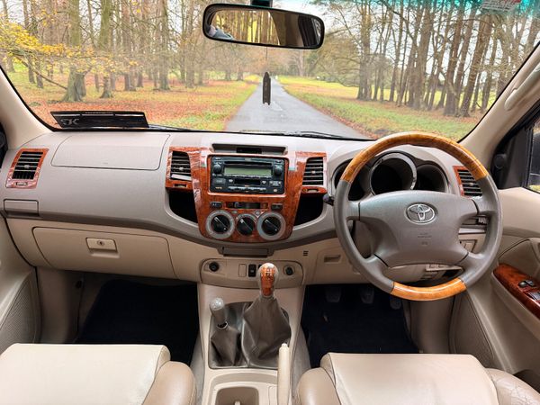 Toyota Fortuner 2006 3.0 D4D 373693138