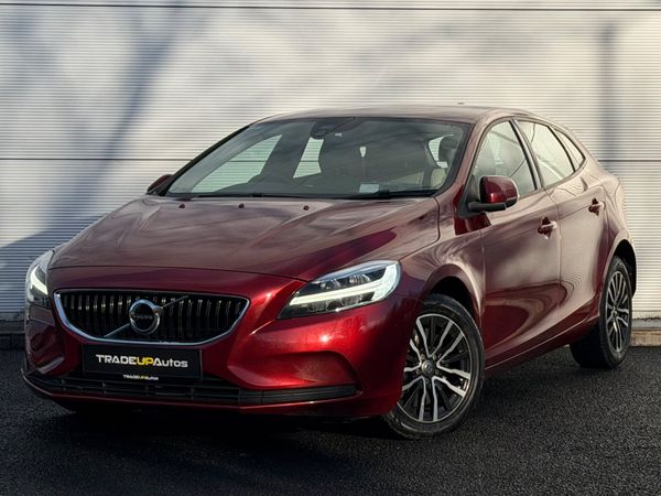 Volvo V40 Momentum Automatic (120bhp D2) 373702289