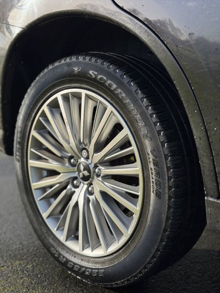 Mitsubishi Outlander 2019 373718694