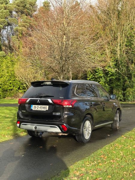 Mitsubishi Outlander 2019 373718696