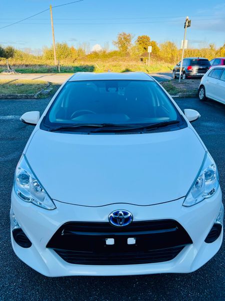 Toyota Aqua 2016. 1.5L PETROL AUTOMATIC 373710237