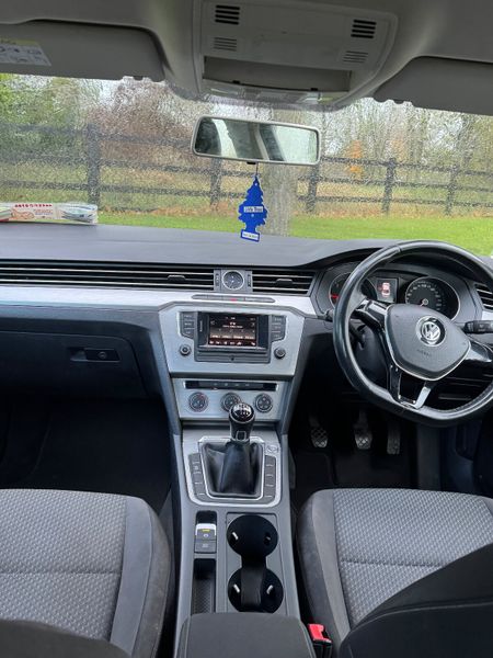 Volkswagen Passat 2015 373732714