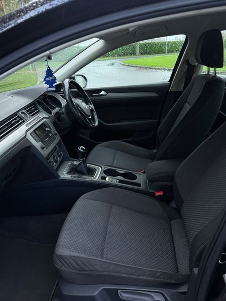 Volkswagen Passat 2015 373732712