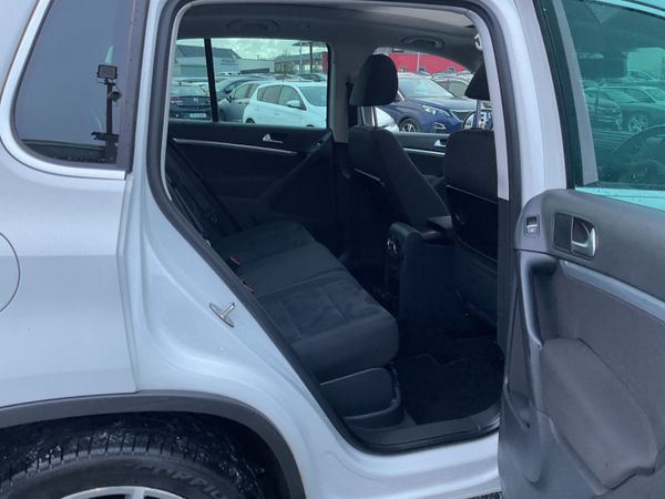 VW TIGUAN 2.0 TDI SPORTS PANORAMIC ROOF 373744632