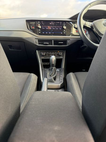 202 Volkswagen Polo Auto 1.0 373746411