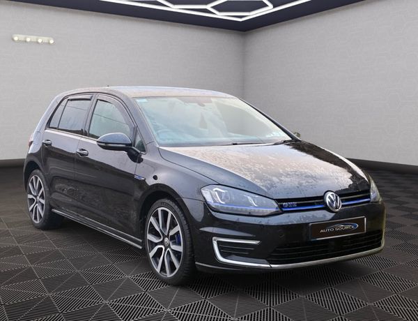 Volkswagen Golf GTE *NCT 11-26* 373752038