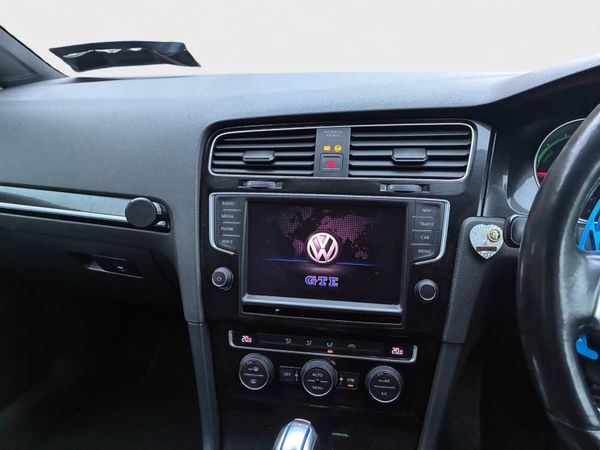 Volkswagen Golf GTE *NCT 11-26* 373752050