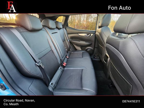 Nissan Qashqai 1.2 PETROL TEKNA MODEL *HIGH SPEC * 373753858