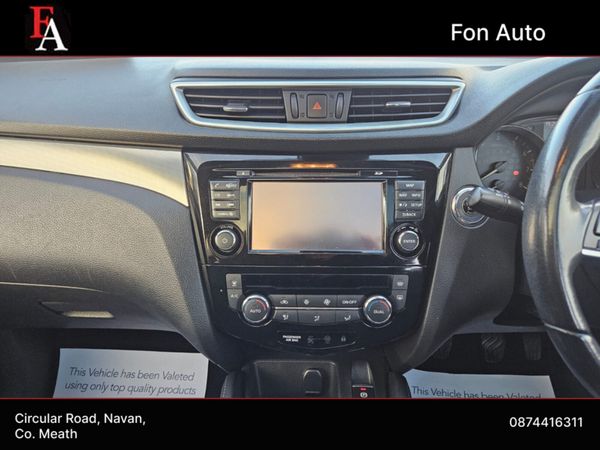 Nissan Qashqai 1.2 PETROL TEKNA MODEL *HIGH SPEC * 373753865