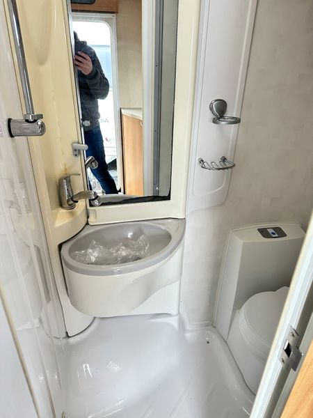 ✨STUNNING SWIFT COASTLINE CLASSIS 12FT 2 BERTH✨ 373774535