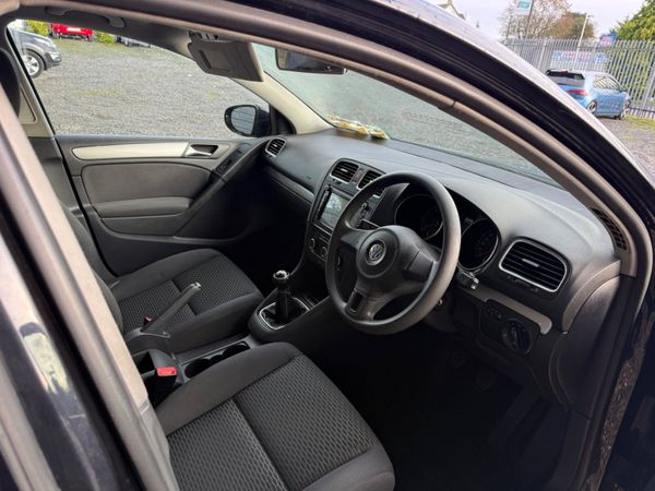 Volkswagen Golf 2012 373774919