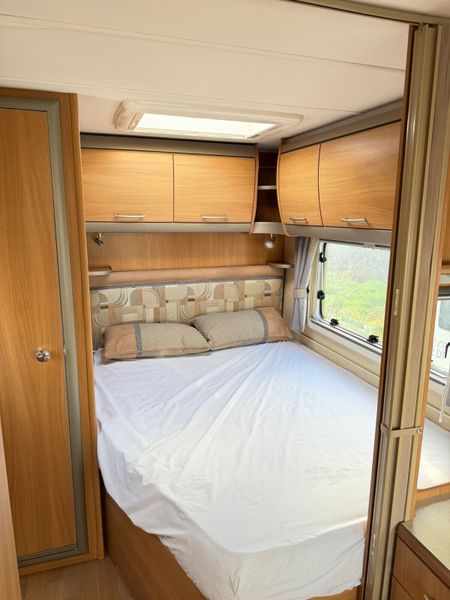 ✨SWIFT CONQUEROR SILVER SIDE 4 BERTH FIXED BED✨ 373775017