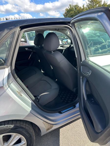 Audi A1 Only 33K KM 373775832