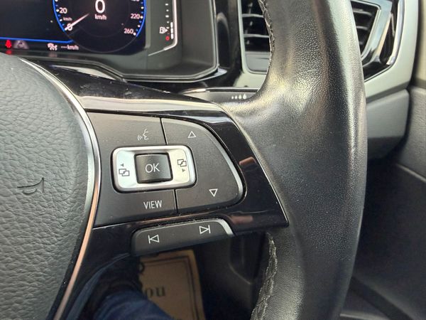 202 Volkswagen Polo 1.0 373783612