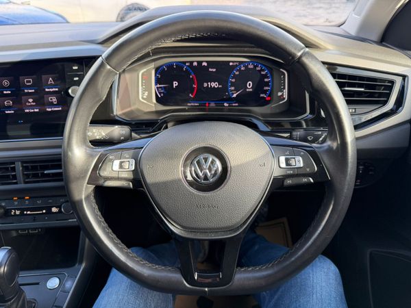 202 Volkswagen Polo 1.0 373783625