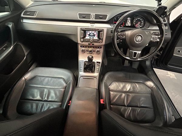 142 Volkswagen Passat 2.0TDI 150 - LEATHER - 373799947