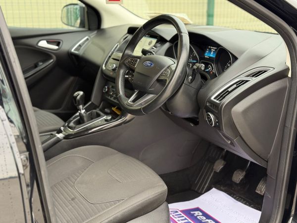 Ford Focus 171 Titanium Diesel Low kms 373807731