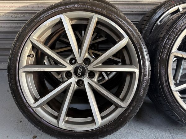 Audi RS4 Alloys 19” 373808132