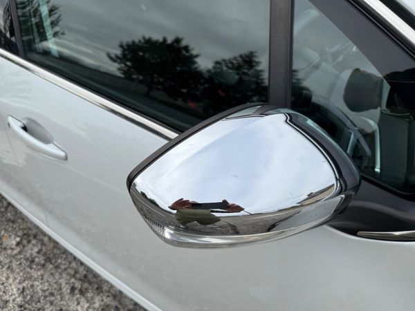 Peugeot 208 2016 1.2 Petrol Auto 373815596