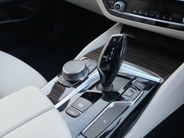 BMW 530d X-Drive M-Sport *HIGH SPEC* 2017 373819731